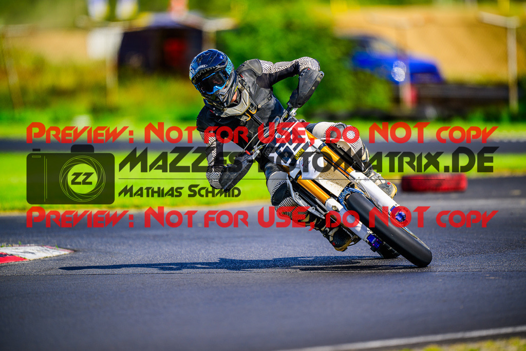MaZZes_FotoMatrix_240714_6007705_9442 | S3