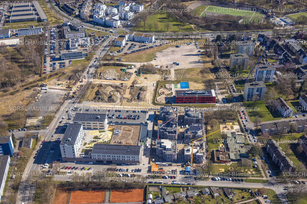 Herne250301860 | Luftbild, Kaiserquartier Herne, Baustelle mit Neubau einer Wohnanlage und Wohnsiedlung, Kita Lackmanns Hof Kindergarten und Hochhaus Wohnsiedlung, Baukau, Herne, Ruhrgebiet, Nordrhein-Westfalen, Deutschland
