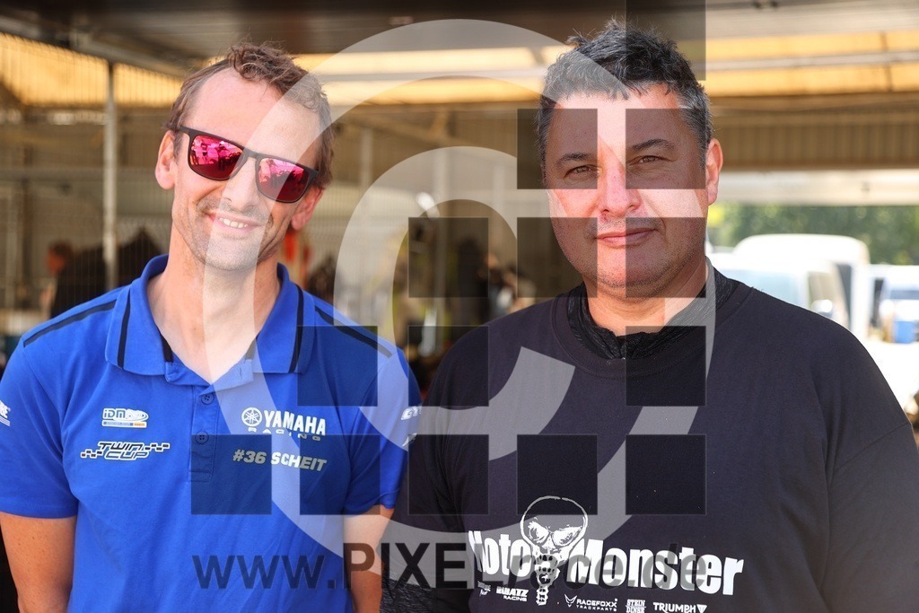 teams-20240905_04776 | Schöne Erinnerungen an spannende Momente - das festzuhalten ist unser Job. PIXELrace.de ist seit 2003 auf den Rennstrecken Europas unterwegs um die Action draußen beim Fahren und die wunderbare Stimmung imm Fahrerlager für euch einzufangen.