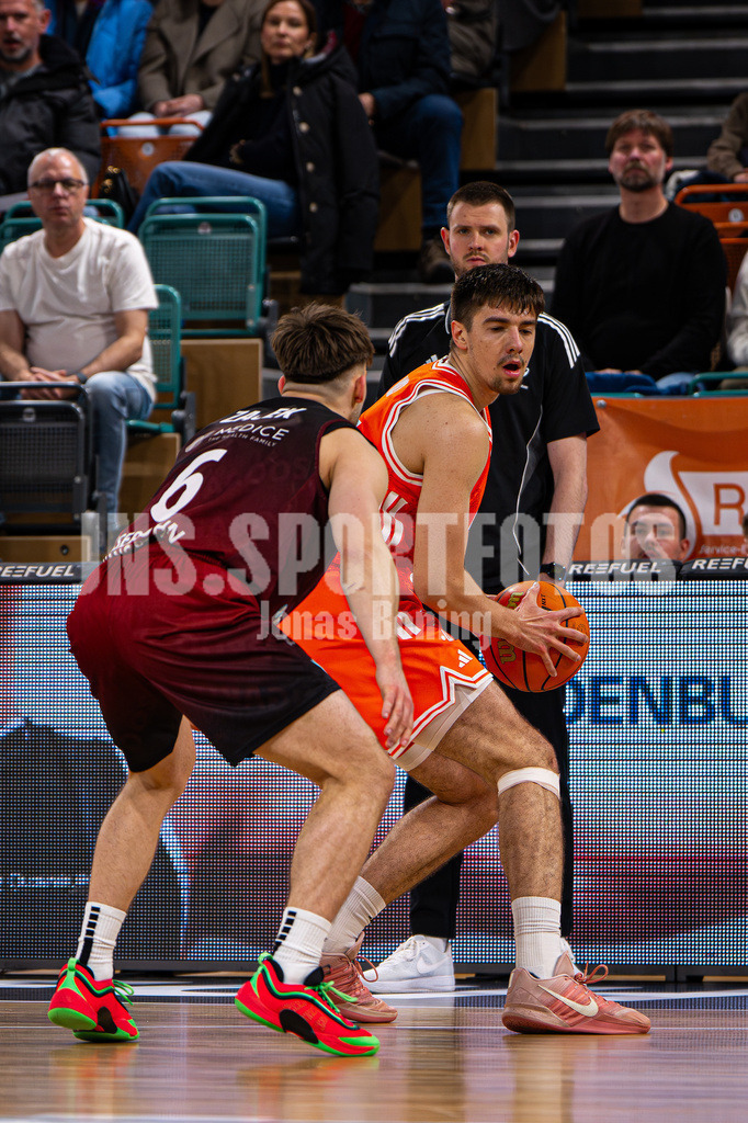 Basketball I Herren I Saison 2025-2026 I ProB Nord I 21. Spieltag I Rasta Vechta II - Iserlohn Kangaroos I 2943 | Ivan Volf (44, RASTA Vechta II) - Realisiert mit Pictrs.com