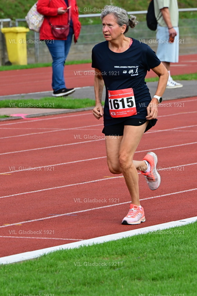 2026-08-23_Sparkassenlauf_5KM_RKrü_000352 | Die Fotografen - Realisiert mit Pictrs.com