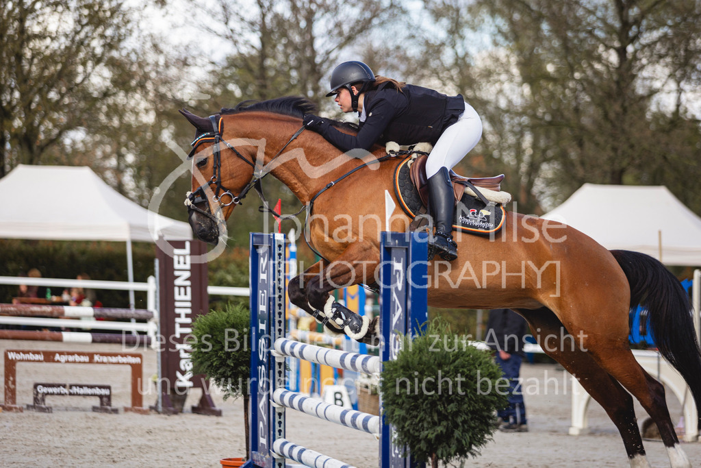 240424_Lemwerder_Stil-L-177 | Deine schönsten Turniermomente als professionelle Fotos! Entdecke hochwertige Pferdesport-Fotografie im Online-Shop. Jetzt Fotos finden & bestellen!