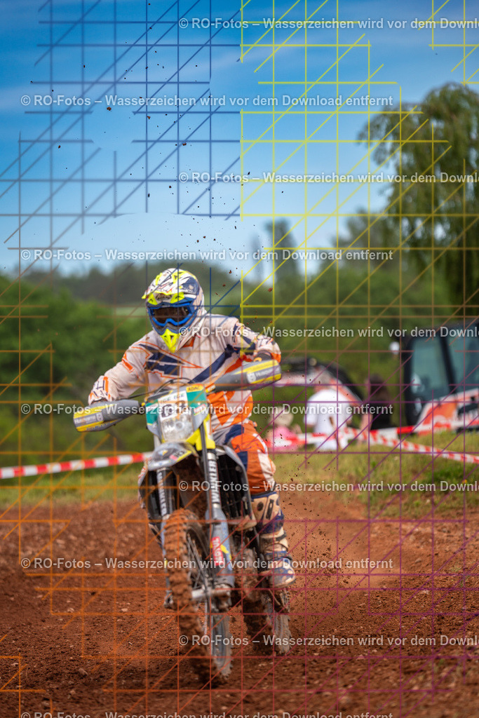 Wolfshausen 3 Lauf -472 | Sportfotografie von RO-Fotos: Motorsport, Motocross, Enduro, Laufveranstaltungen und Triathlon. Professionelle Fotos von Sportlern und Events. - Realisiert mit Pictrs.com