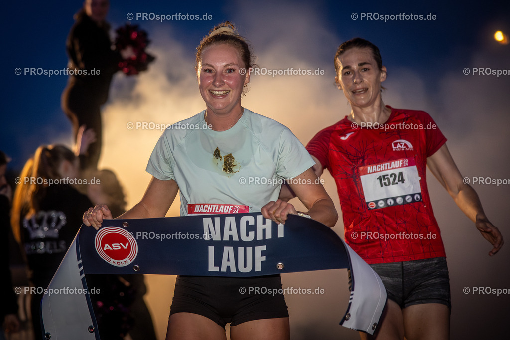 21. ASV Nachtlauf; Koeln, 08.05.24 | Impressionen vom 21. ASV Nachtlauf am 08.05.24 am Tanzbrunnen in Koeln. Foto: BEAUTIFUL SPORTS/Axel Kohring
