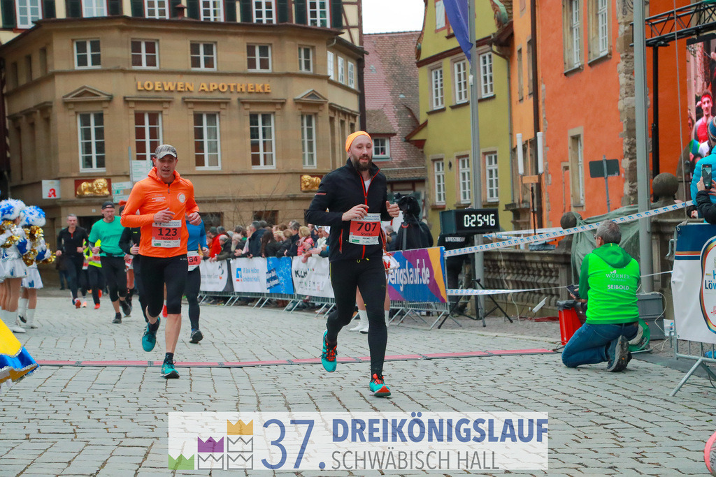 VR Bank Hauptlauf 10000m | 3 Koenigslauf 2023 - Realisiert mit Pictrs.com