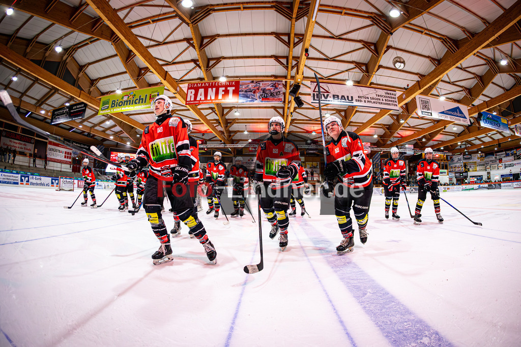 Peißenberg MINERS U20 gegen EC Peiting U20 | Eishockey Bayernliga U20 Vorrunde, Peißenberg MINERS U20 gegen EC Peiting U20, 20260228,U20 feiert nach Sieg,2026-02-28 in Peißenberg (flatbuy Arena Peißenberg), Copyright: WolfgangxLindner www.foto-lindner.de