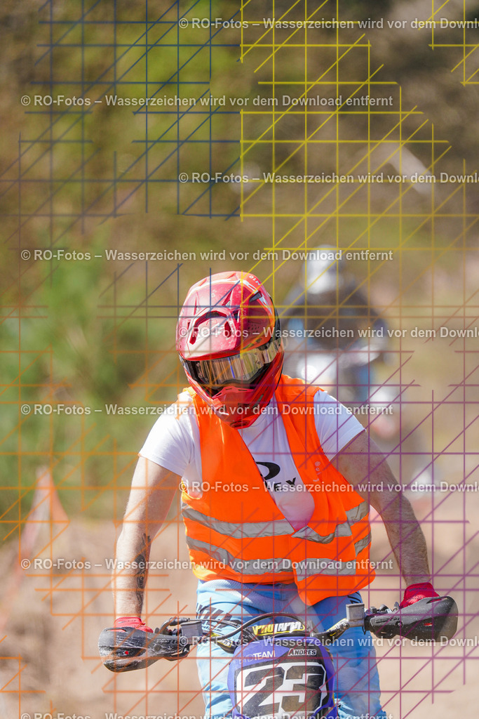 2 Lauf Mernes-733 | Sportfotografie von RO-Fotos: Motorsport, Motocross, Enduro, Laufveranstaltungen und Triathlon. Professionelle Fotos von Sportlern und Events. - Realisiert mit Pictrs.com