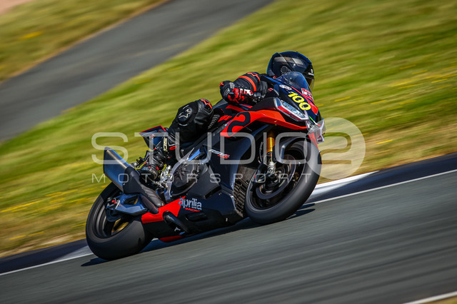 0100-250620BB-002_100 | Deine Full-Service-Agentur für ✔️Videoproduktionen und ✔️Motorsportfotografie Jetzt Angebot anfragen!