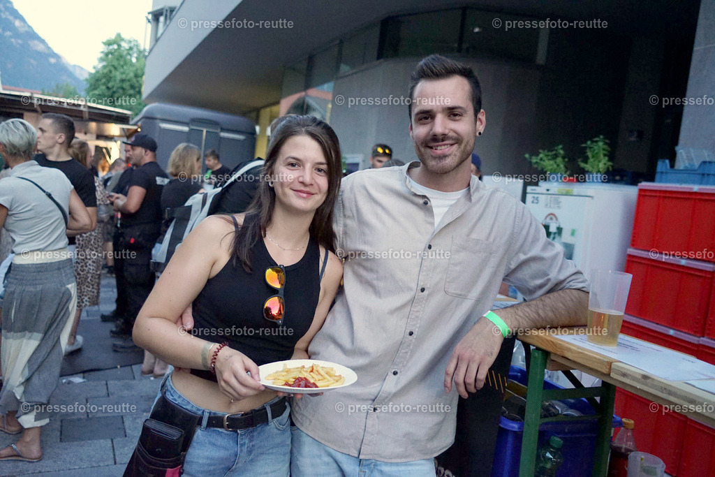 news-2023-Juli15-Marktfest_Reutte1-DSC06145 | Info aus dem Bezirk Reutte/Ausserfern Tirol sowie eine umfangreiche Bilddatenbank über die gesamte Region: Lechtal, Talkessel Reutte, Tannheimertal, Zwischentoren. Lech, Plansee, Zugspitze, Grenztunnel, B179, Fernpassstraße, Verkehr, Lawinen, Tradition, - Realisiert mit Pictrs.com