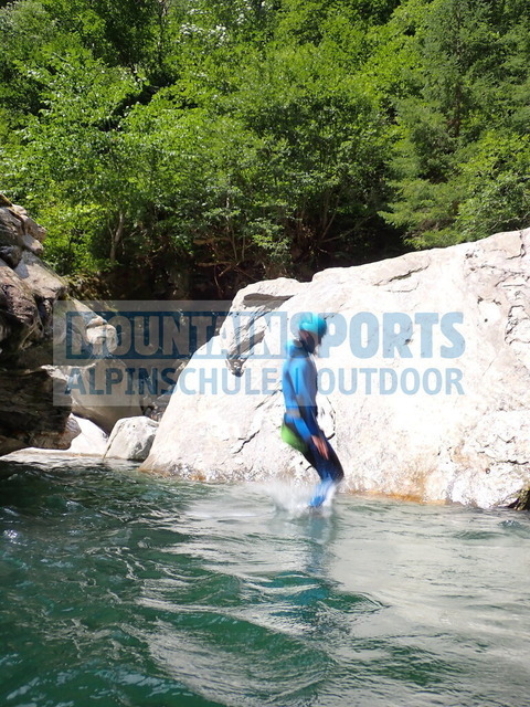 P8050149 | Bestelle die Bilder deines Berg- oder Wasser-Abenteuers mit Mountain Sports bequem von zu Hause aus direkt über unseren Online Fotoshop von pictrs.com. - Realisiert mit Pictrs.com