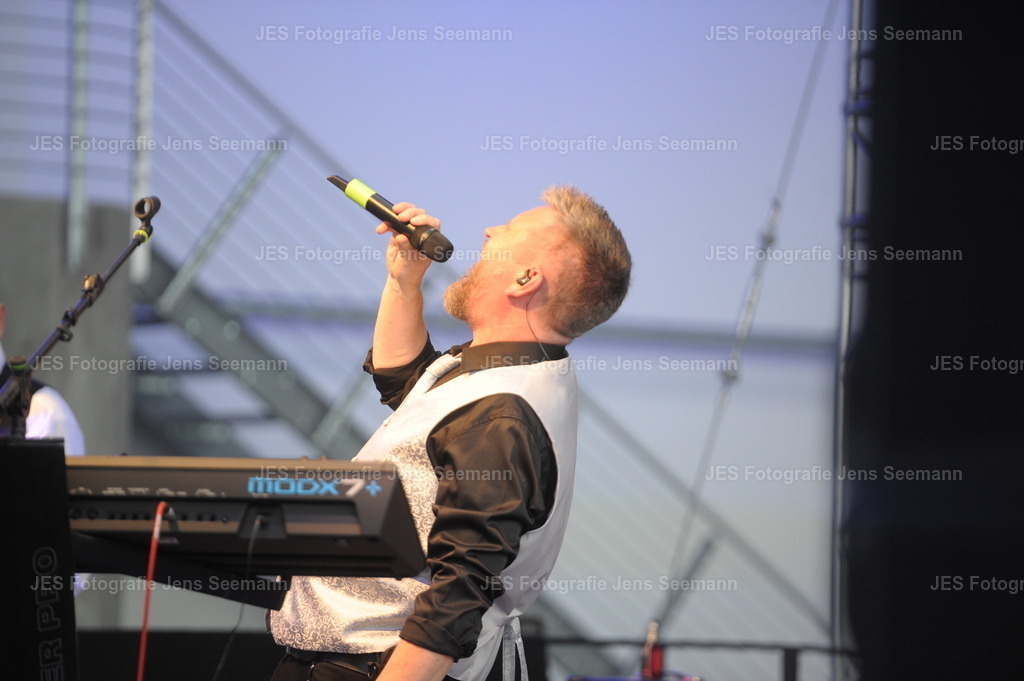 2026_0613_Neustadt Cup_Konzert0103 | Fotograf Jens Seemann aus Neustadt in Holstein. Ich fotografiere Ihre Hochzeit, Veranstaltungen, Sport. Firmen... - Realisiert mit Pictrs.com