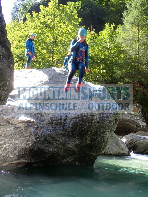 P9230047 | Bestelle die Bilder deines Berg- oder Wasser-Abenteuers mit Mountain Sports bequem von zu Hause aus direkt über unseren Online Fotoshop von pictrs.com. - Realisiert mit Pictrs.com