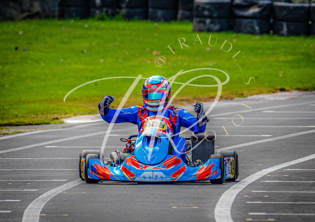 5F5A0379-2489-4D55-BDBD-9D52E1D29A69 | traudl_s_fotos