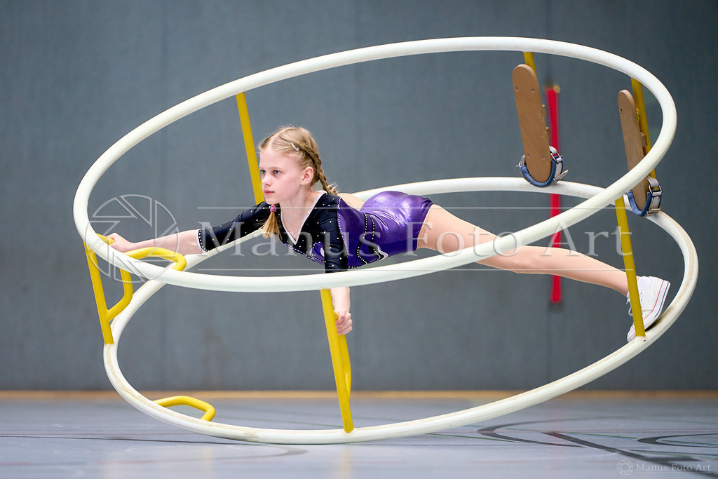 C-DSC06317 | Professionelle Sportfotografie in Hamburg, Schleswig-Holstein und Niedersachsen – spezialisiert auf Rhönrad, Geräteturnen, Leistungsturnen und rhythmische Sportgymnastik. Bundesweite Begleitung von Rhönrad-Events. Jetzt Sport-Fotos - Realisiert mit Pictrs.com