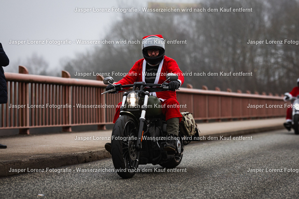 X-Mas Ride I Kiel I 2025 | Jasper Lorenz Fotografie - Realisiert mit Pictrs.com