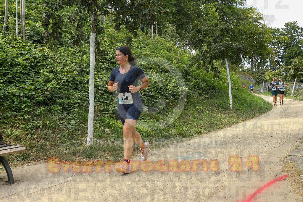 250824_1516_EX1_8733 | Sportfotografie im Rhein-Sieg Kreis, Köln, Bonn, NRW, Rheinland Pfalz, Hessen, etc. Unser Tätigkeitsfeld umfasst den Laufsport vom Volkslauf über den Marathon, Duathlon, Triathon bis zum Ultralauf wie Kölnpfad Ultra oder Schindertrail.