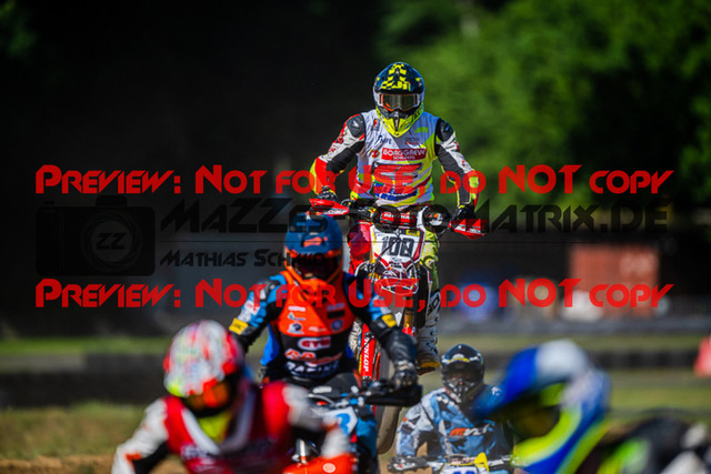 MaZZes_FotoMatrix_220702_2948 | S3