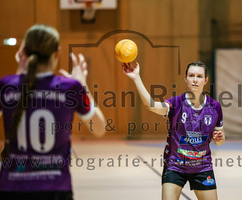 2024-01-27_006_SpVgg_Altenerding_gegen_HSG_Schwab-kirchen | Erding, Deutschland, 27.01.2024:
Handball, Bezirksoberliga Frauen Altbayern 2023 / 2024, 12. Spieltag, SpVgg Altenerding gegen HSG Schwab/kirchen, Endergebnis: 39:28

Julia Kranich (SpVgg Altenerding, #9)

Foto: Christian Riedel / fotografie-riedel.net