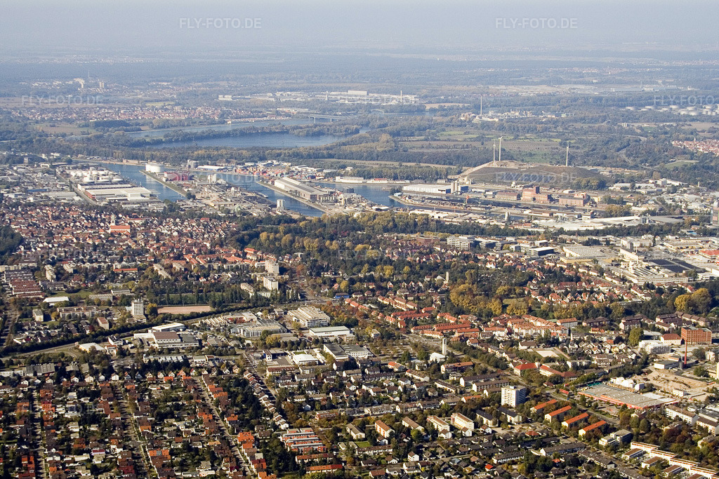 Luftbild: Karlsruhe Grünwinkel und Hafen von Osten im Ortsteil Daxlanden in Karlsruhe im Bundesland Baden-Württemberg in Deutschland. Foto: IMG_8679.jpg vom 14.10.2007 durch Werner Riehm/FLY-FOTO.de