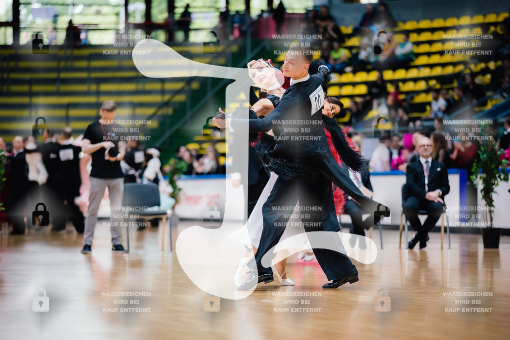 Hessen Tanzt WDSF International Open Standard 1st (20) Karolis Burneikis _ Fabien Lax (TSC Rot-Gold-Casino Nürnberg)-2025-05-17-9304 | Webshop for digital downloads and prints of dance sport, event & show photographer Julian Link - Realisiert mit Pictrs.com