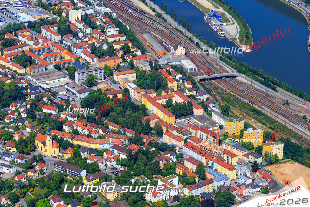 Die Luftaufnahme der Stadt Passau wurde 2017 vom Flugzeug heraus erstellt ( keine Drohne )- hohe Auflösung für beste Qualität