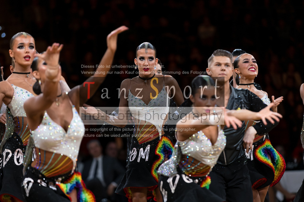 20241109_DM-Formationen_6215 | Tanzsportbilder, Standardtanz, Lateintanz, WDSF, DTV, LTVB, dancecomp, goc, hessen tanzt, blaues band der spree, walzer, tango, wiener walzer, slowfox, quickstepp, samba, rumba, cha-cha-cha, paso doble. jive, hd-kroft photography, turniertanzsport