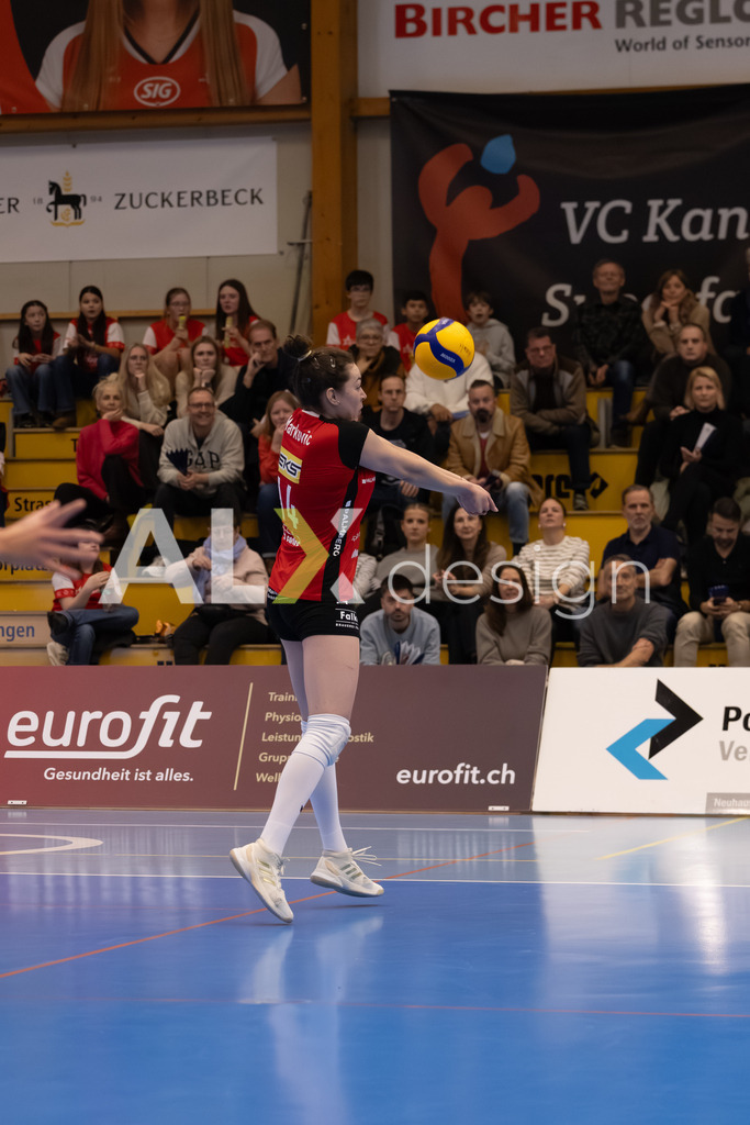 Volleyball I Frauen I Saison 2025-2026 I Volleyball NLA | Women I Round 16 I VC Kanti Schaffhausen - Viteos NUC I 31.01.2026 | 14 Josipa Marković (HR) (VC Kanti Schaffhausen) – Aussen - Realisiert mit Pictrs.com