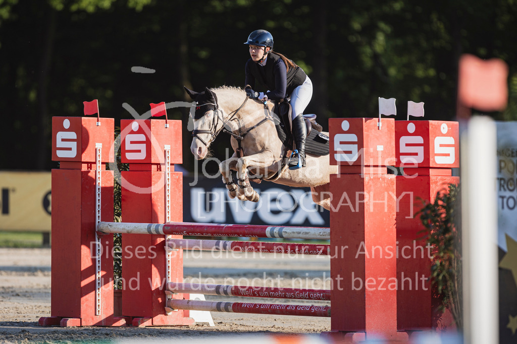 250501_MünsterHandorf_PonyTrophy-361 | Deine schönsten Turniermomente als professionelle Fotos! Entdecke hochwertige Pferdesport-Fotografie im Online-Shop. Jetzt Fotos finden & bestellen!