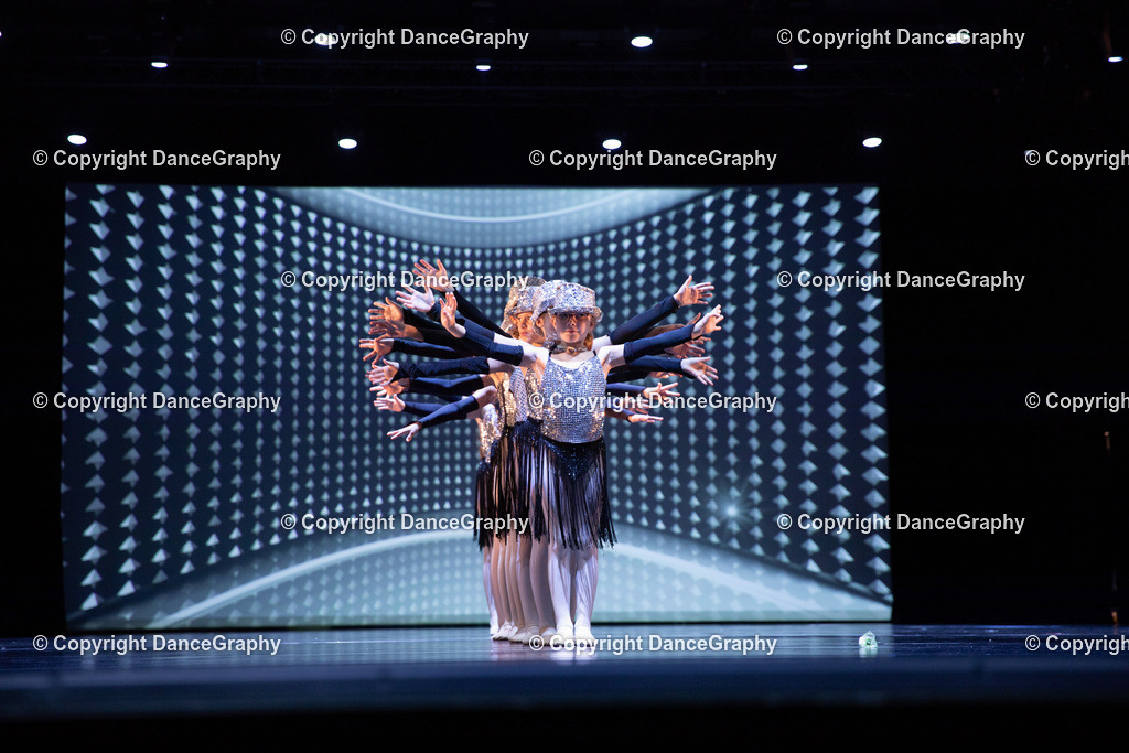 GPHY4940 | DanceGraphy - Realisiert mit Pictrs.com