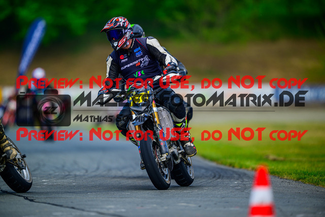 MaZZes_Fotomatrix_20250502_6007705_8910 | UE40