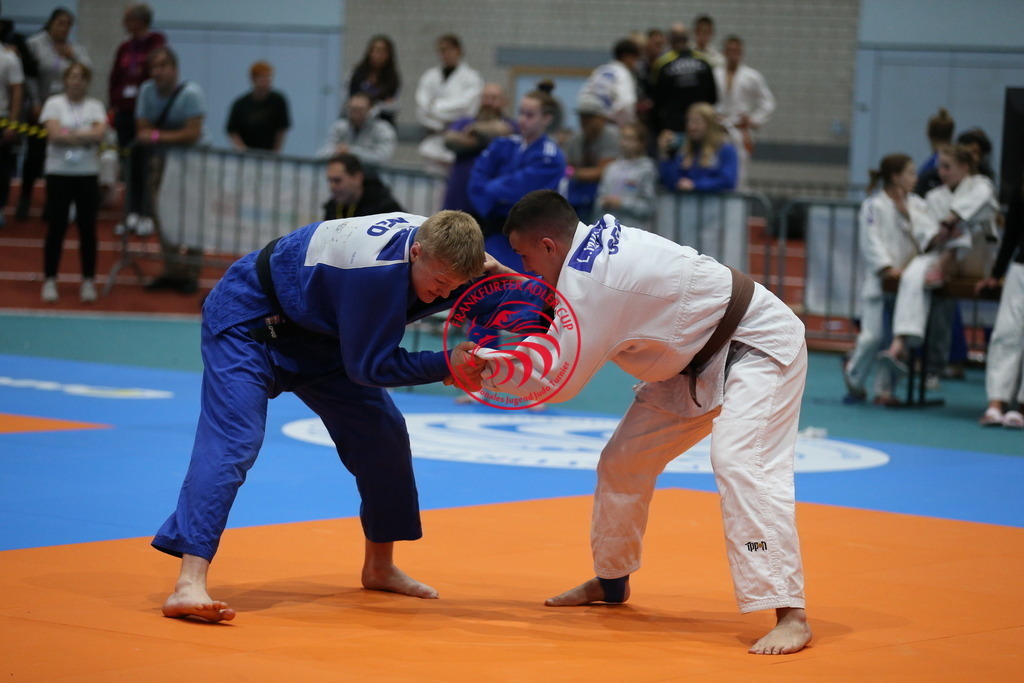 AT3Y2234 | Fotos vom Adler Cup - Pictures from Adler Cup

Hier findet Ihr alle Eindrücke und großen Momente der Adler Cup Wochenenden. Here you will find all impressions and great moments of the Adler Cup weekends. - Realisiert mit Pictrs.com