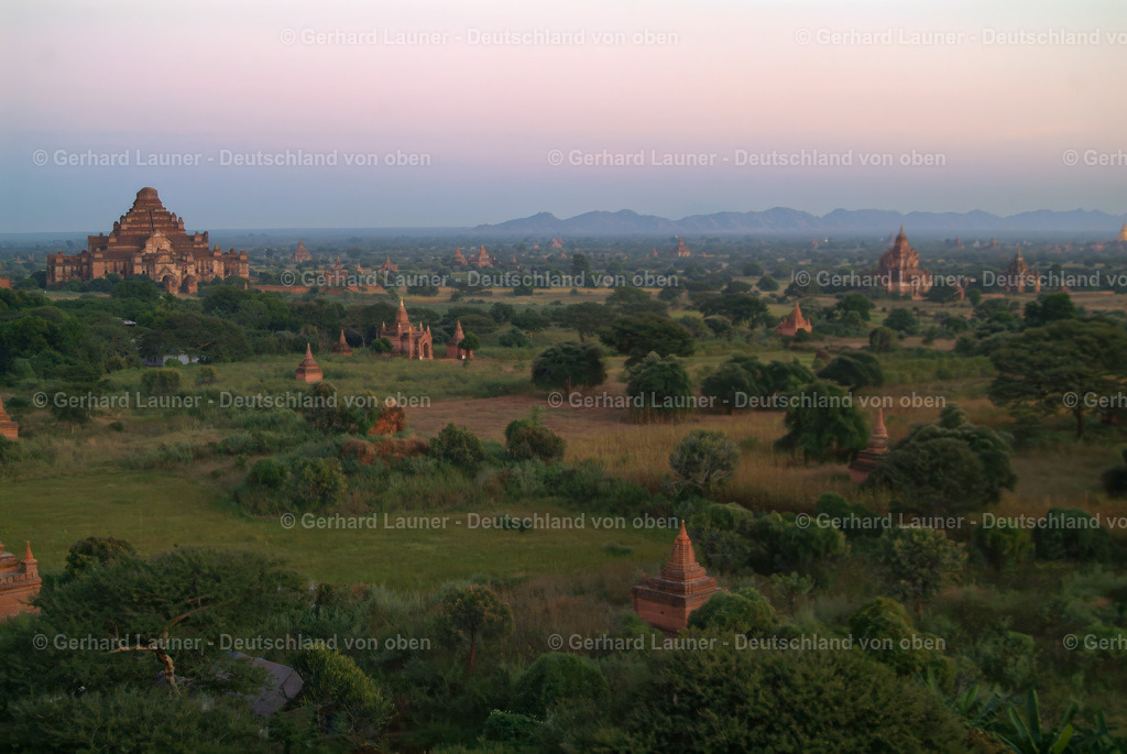 MYM0022 | Online-Shop für Luftbilder aus Deutschland. Seit über 45 Jahren baut Gerhard Launer das Luftbildarchiv mit unterschiedlichsten Themen stetig weiter aus.