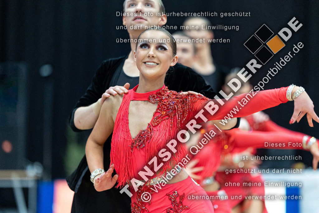 20240406-11002 | Hier finden Sie Tanz Bilder vom Latein und Standard Formationen tanzen. Sportbilder vom Tanzsport. Schöne Fotos und von Weltmeisterschaft, Europameisterschaft, Bundesliga, Regionalliga, Oberliga und Landesliga sowie von GOC Stuttgart, DanceComp, WM Bremen