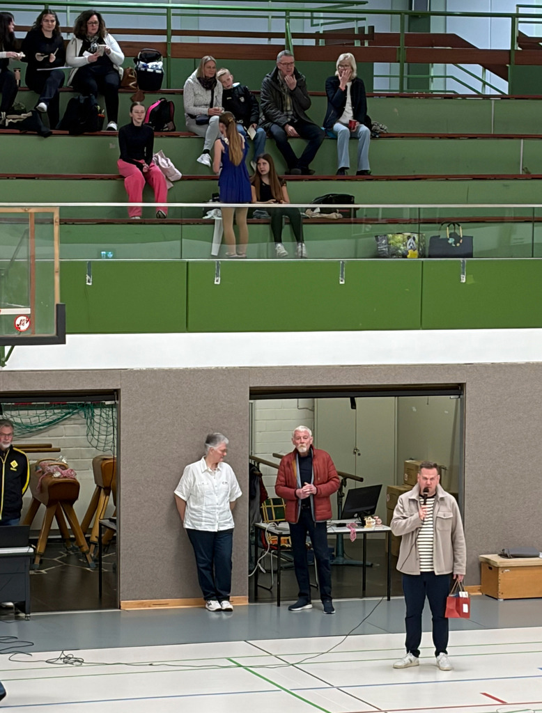 top-top.de 260323-218 | Foto, Video, Fotografie, Videografie, Fotobox, DJ, Discjockey, Musik, Musikbox, Veranstaltung, Photobooth, Amazon, Ebay, Buchtipp, Bestseller, Autor, Verlag, Buch, Wesel, Hamminkeln, NRW, Dinslaken, Rees, Drohne, Hochzeit, Party, Fotobox, Wesel, Fotograf