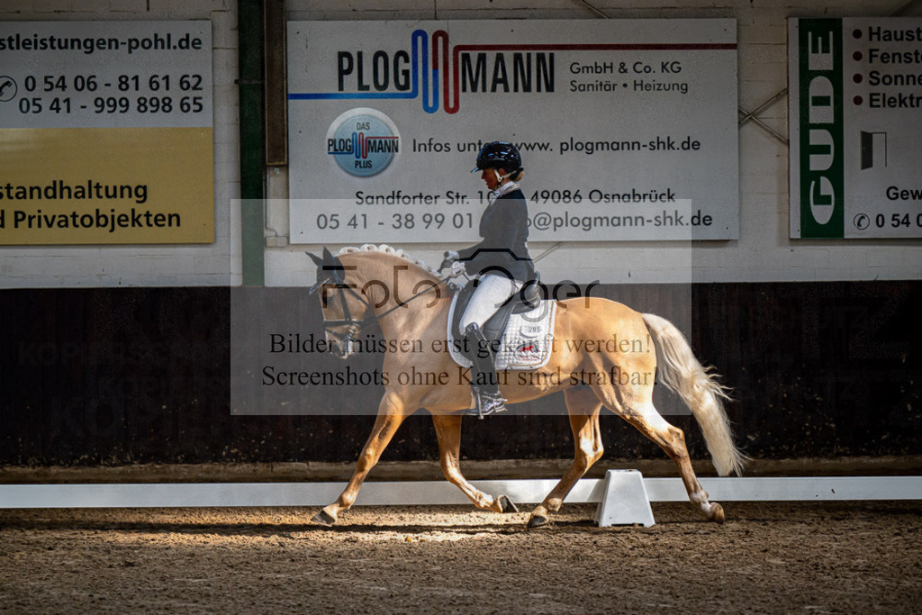 20240308-DOS_4155 | Entdecke hochwertige Reitturnierfotos von Foto Oger. Professionell, emotional und authentisch – jetzt Lieblingsmomente im Shop bestellen.Deutschlandweite Turnierfotografie. - Realisiert mit Pictrs.com