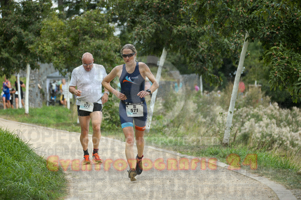250824_1404_EX1_4853 | Sportfotografie im Rhein-Sieg Kreis, Köln, Bonn, NRW, Rheinland Pfalz, Hessen, etc. Unser Tätigkeitsfeld umfasst den Laufsport vom Volkslauf über den Marathon, Duathlon, Triathon bis zum Ultralauf wie Kölnpfad Ultra oder Schindertrail.