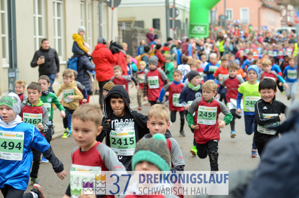 AOK JuniorCup 400m | 3Koenigslauf 2023 - Realisiert mit Pictrs.com