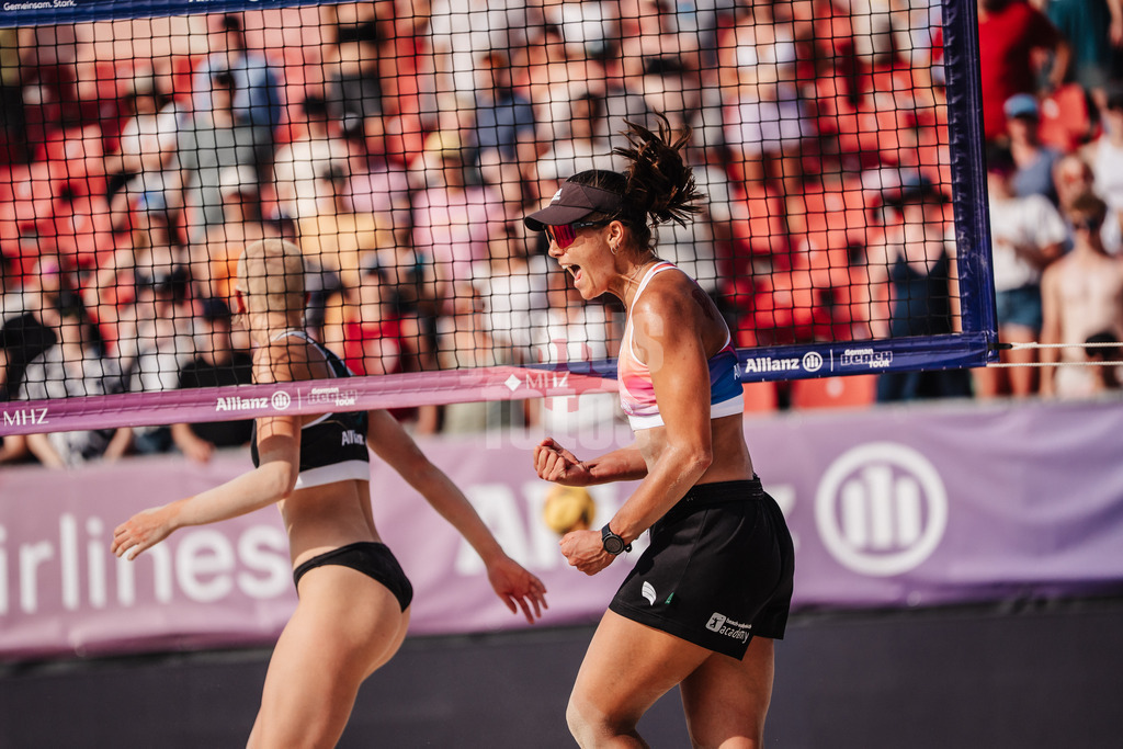 Beachvolleyball | Frauen | Allianz German Beach Tour 2025 | Tourstop Bremen | 14.06.2025 | Leonie Klinke jubelt