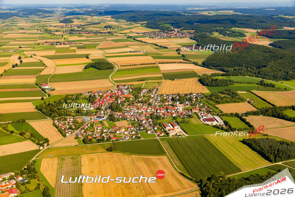 Luftaufnahme von  Hohenaltheim - Die Luftaufnahme wurde 2025 vom UL-Flugzeug heraus erstellt ( keine Drohne ) - Hochauflösende Luftaufnahme - für professionelle Ausdrucke geeignet. Die Geschenkidee !Mit Lizenz und Bildrechte bestellbar