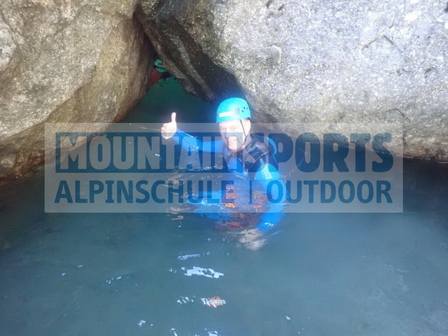P9220081 | Bestelle die Bilder deines Berg- oder Wasser-Abenteuers mit Mountain Sports bequem von zu Hause aus direkt über unseren Online Fotoshop von pictrs.com. - Realisiert mit Pictrs.com