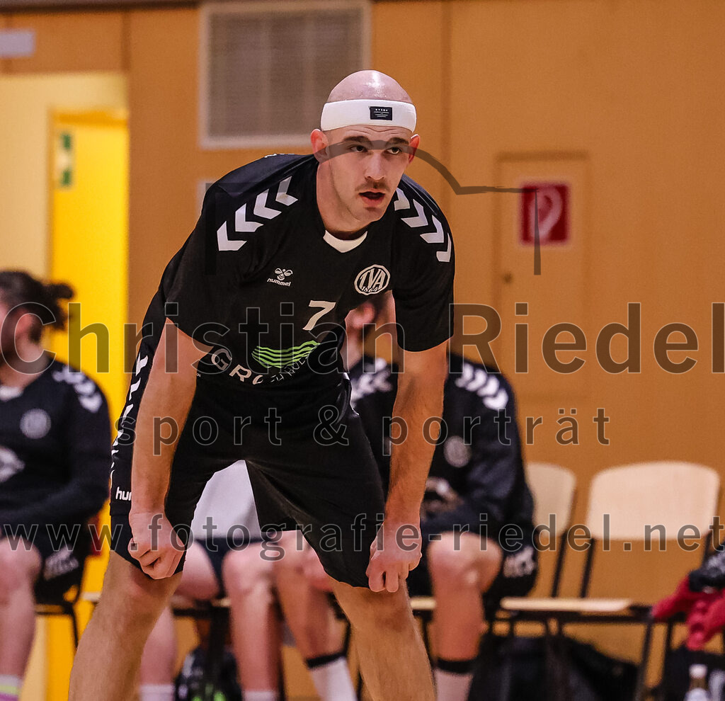 2024-11-09_039_SpVgg_Altenerding_gegen_TV_Altoetting | Erding, Deutschland, 09.11.2024:Handball, Bezirksoberliga Männer 2024 / 2025, 6. Spieltag, SpVgg Altenerding gegen TV Altötting, Endergebnis: 26:22Felix Zepf (TV Altötting, #7)Foto: Christian Riedel / fotografie-riedel.net