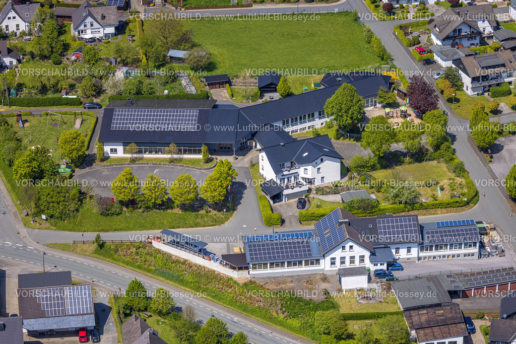 Eslohe230505620 | Luftbild, Schützenhalle Schützenbruderschaft St. Sebastian, Niedersalwey, Eslohe, Sauerland, Nordrhein-Westfalen, Deutschland