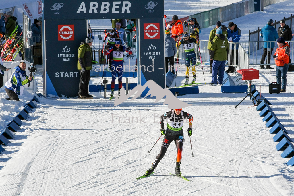 993T1874 | Johanna Puff