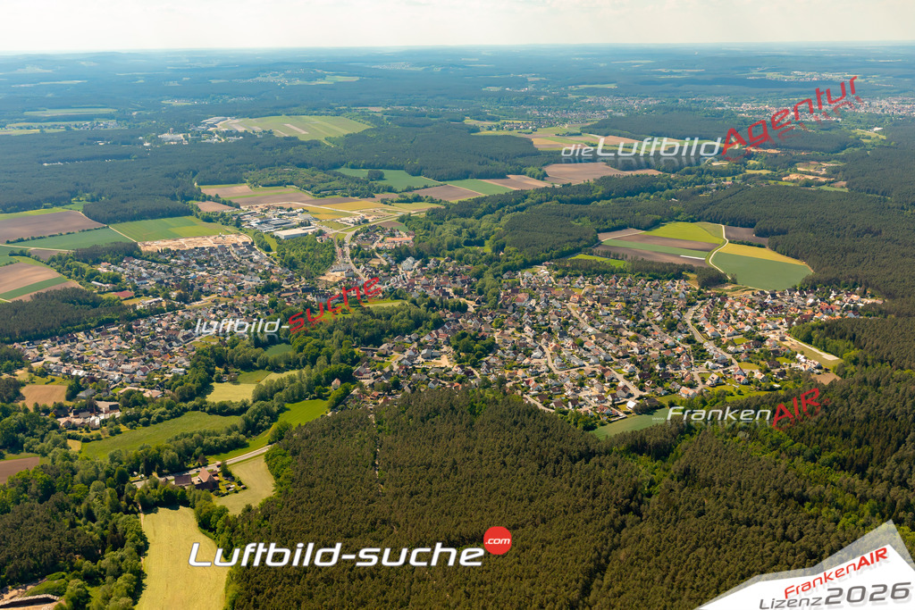 Das Luftbild zeigt : Eckersmühlen Roth - Die Luftaufnahme wurde 2024 vom UL-Flugzeug aus erstellt ( keine Drohne ) - Hochauflösende Luftaufnahme - Für grossformatige Ausdrucke geeignet. Die Geschenkidee !Mit Lizenz und Bildrechte bestellbar