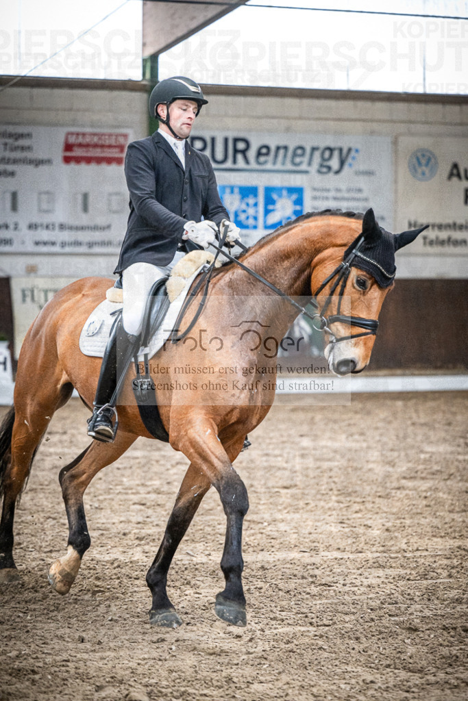 DOS_1004 | Entdecke hochwertige Reitturnierfotos von Foto Oger. Professionell, emotional und authentisch – jetzt Lieblingsmomente im Shop bestellen.Deutschlandweite Turnierfotografie. - Realisiert mit Pictrs.com