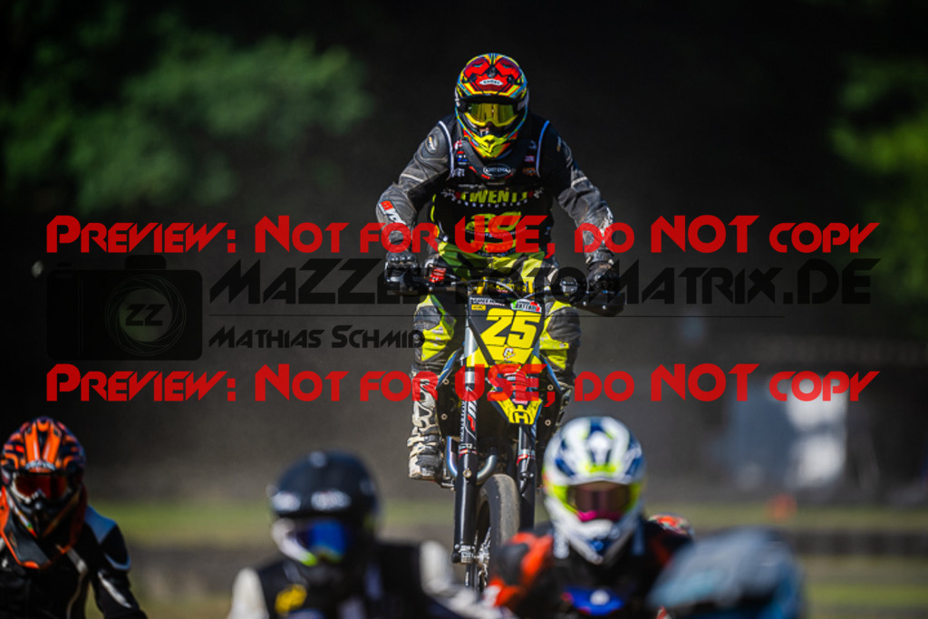 MaZZes_FotoMatrix_220702_3749 | S2