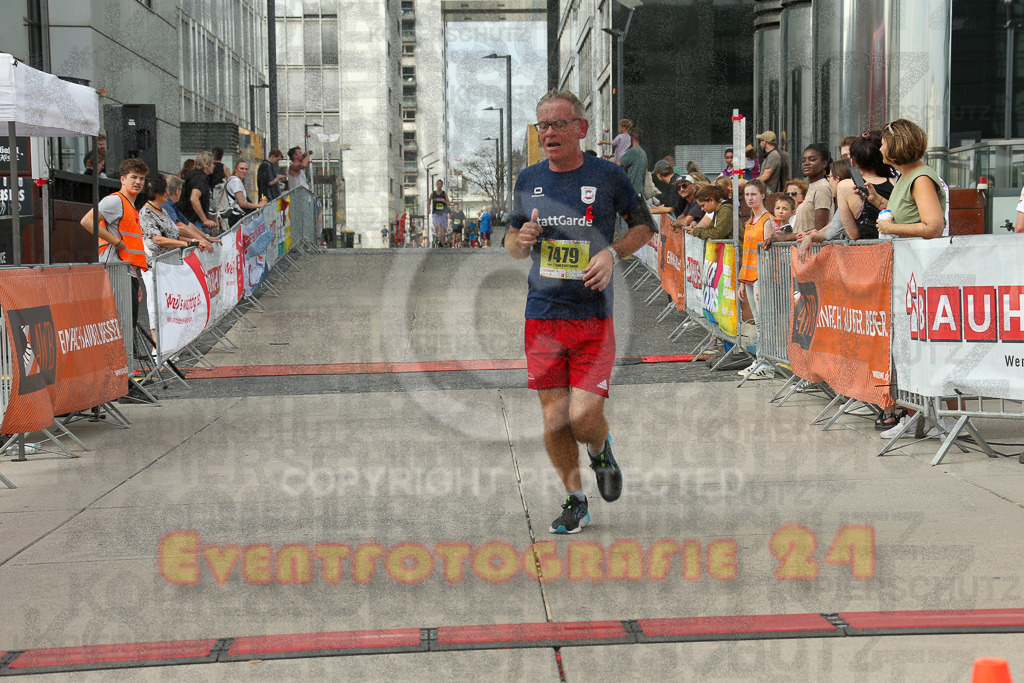 250920_1523_EX1_9206 | Sportfotografie im Rhein-Sieg Kreis, Köln, Bonn, NRW, Rheinland Pfalz, Hessen, etc. Unser Tätigkeitsfeld umfasst den Laufsport vom Volkslauf über den Marathon, Duathlon, Triathon bis zum Ultralauf wie Kölnpfad Ultra oder Schindertrail.