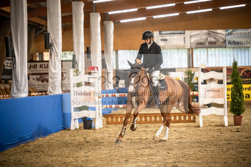 DOS_B1206 | Entdecke hochwertige Reitturnierfotos von Foto Oger. Professionell, emotional und authentisch – jetzt Lieblingsmomente im Shop bestellen.Deutschlandweite Turnierfotografie. - Realisiert mit Pictrs.com