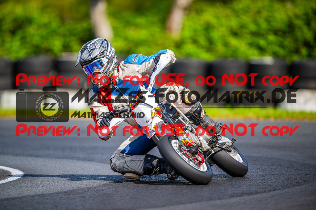 MaZZes_FotoMatrix_240430_6007705_3170 | Fotograf Mathias Schmid
Sportfotograf,
Eventfotograf,
Hochzeitsfotograf,
Portraitfotograf