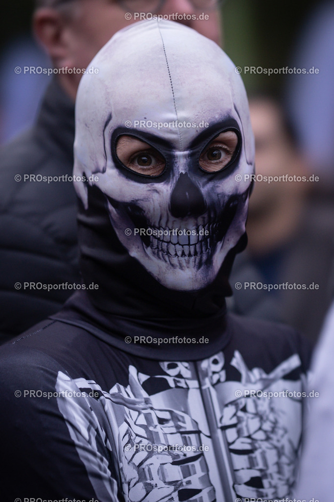 Halloween Run 2025 in Koeln, 31.10.2025 | Impressionen vom Halloween Run 2025 am 31.10.2025 in Koeln (Forstbotanischer Garten Rodenkirchen). Foto: Axel Kohring/Beautiful Sports